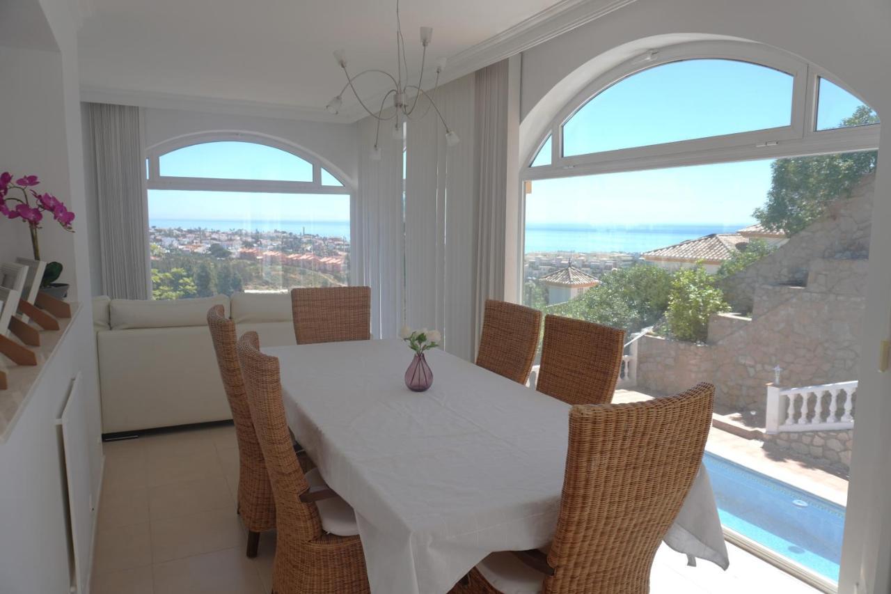 Villa Seaview Suncoast Luxury มาลากา ภายนอก รูปภาพ